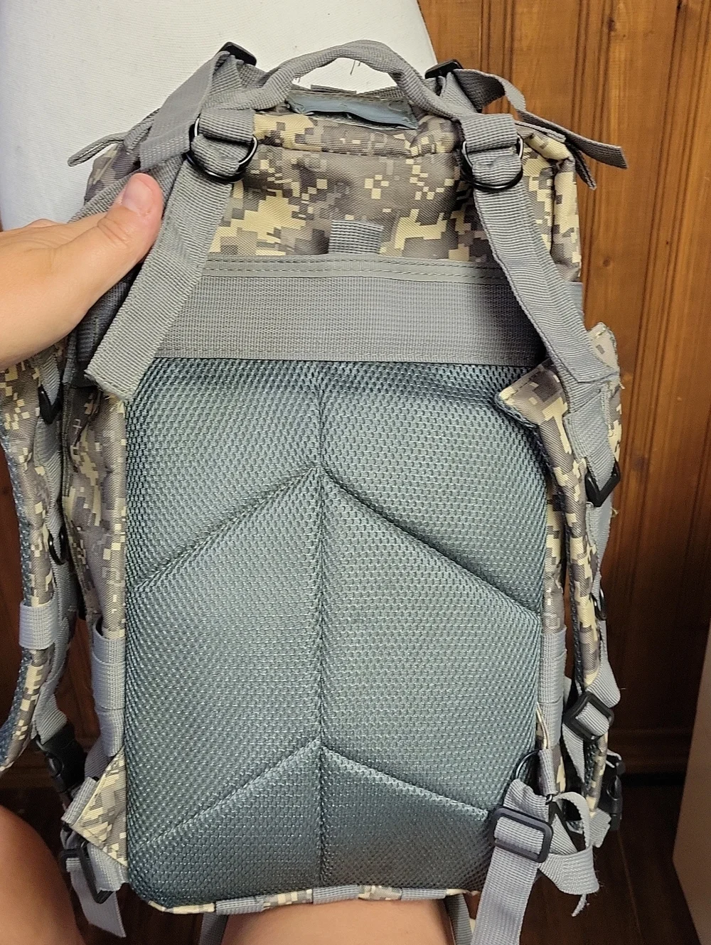 Camouflage Tactical Hydration Backpack - Gray Digital Camo